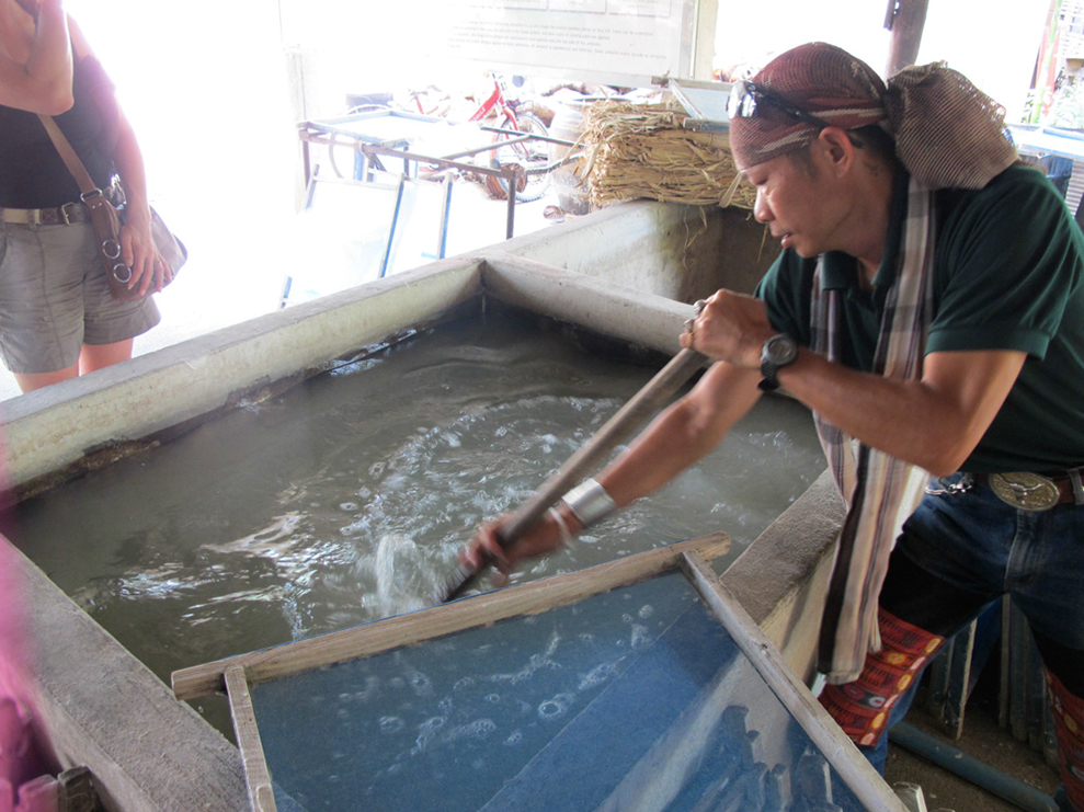 %_tempFileName04_26_12%20Thailand%20044%