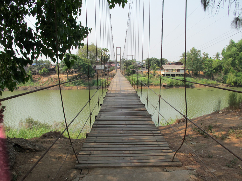 %_tempFileName04_26_12%20Thailand%20169%