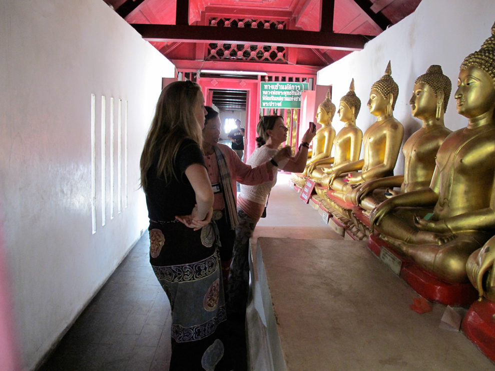 %_tempFileName04_26_12%20Thailand%20244%