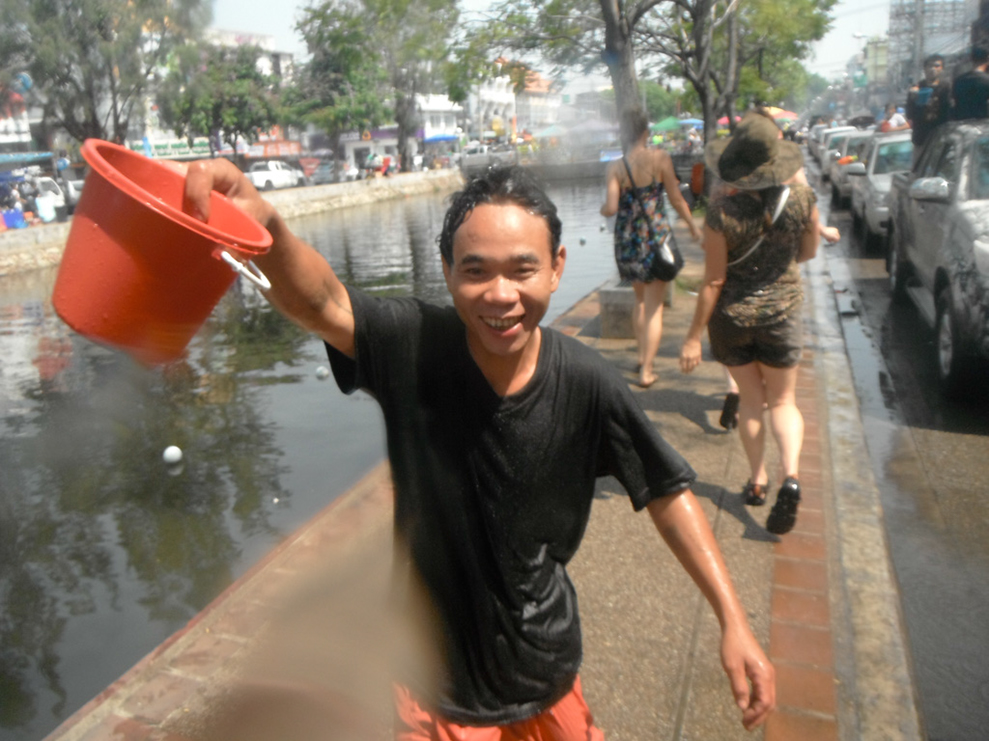 %_tempFileNameThai%20Yoga%20Tour_036%