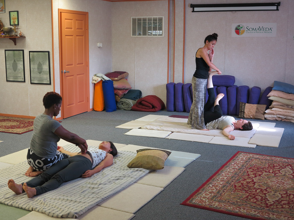 %_tempFileNameSomaVeda%20Thai%20Yoga%20and%20Thai%20Massage_3567%