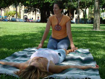 %_tempFileNamethai%20yoga%20fotos%20040%